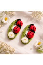 %100 Pamuk El Yapımı Örgü 2'li Uğur Böcekli Çıtçıt Toka – Bebek & Kız Çocuk Saç Aksesuarı - Görsel 2