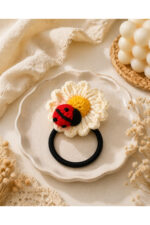 El Yapımı %100 Pamuk Kız Çocuk Çiçek ve Uğur Böcekli Bağlama Toka Lastikli Saç Aksesuarı - Görsel 2