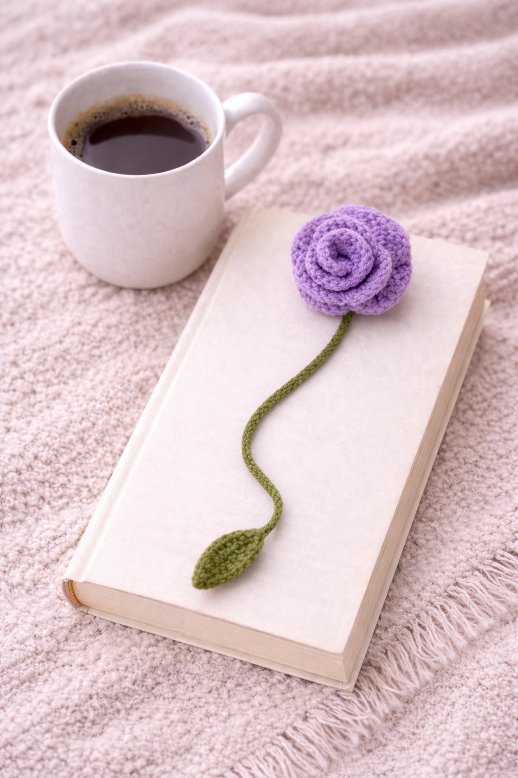 file_00000000cd5c7246ba62d0cb2b140e70 El Örgüsü Gül Ayraç - Mor - Görsel 1