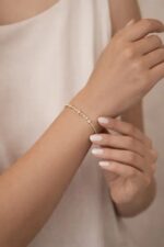 Noirlin Jewelery Golden Stella Işıltı Taş Detaylı İnce Gold Bileklik - Görsel 2